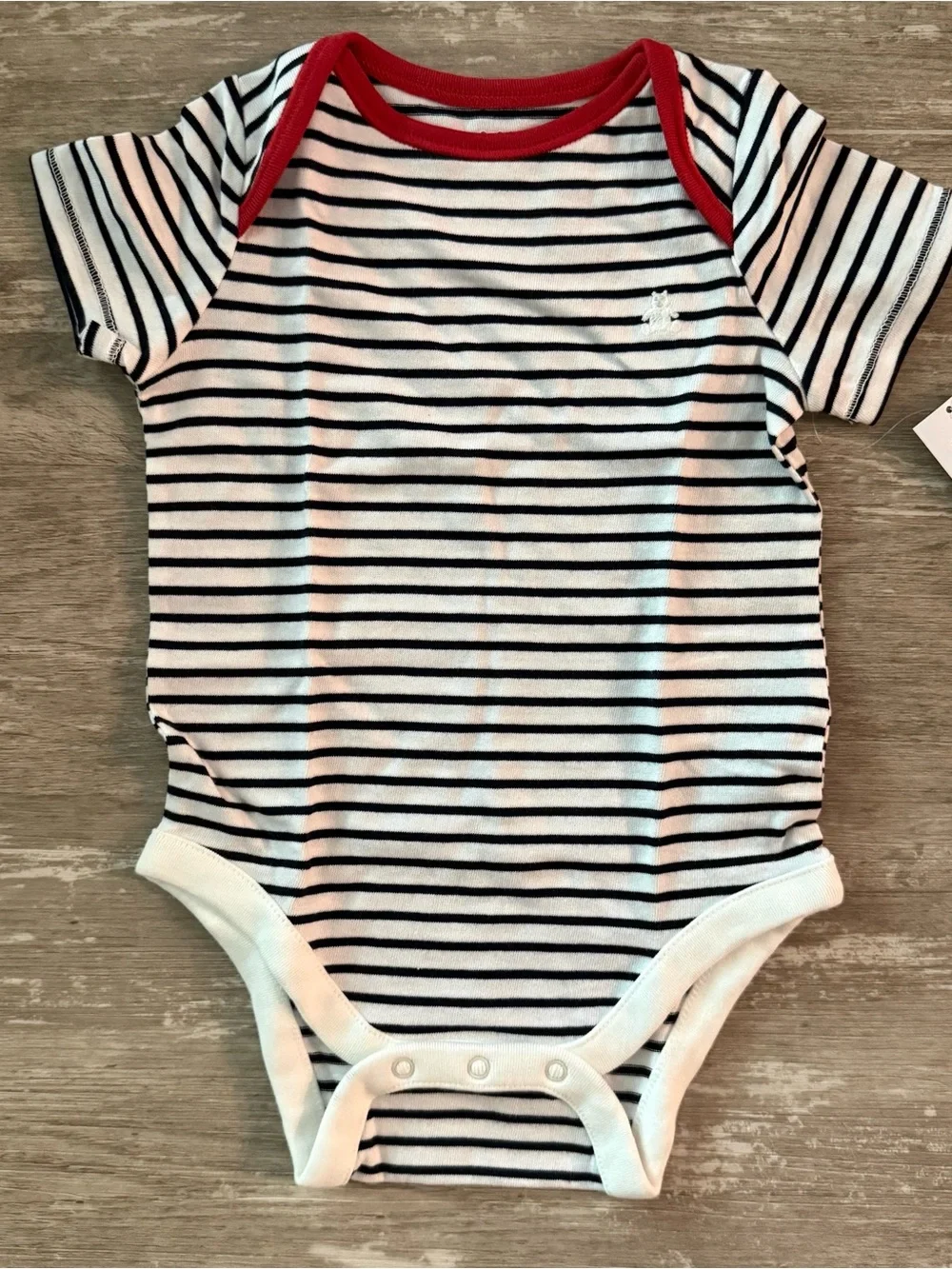 GAP Baby First Favorites Organic Cotton Bodysuit White Blue Red Stripe NEW 6-12m
